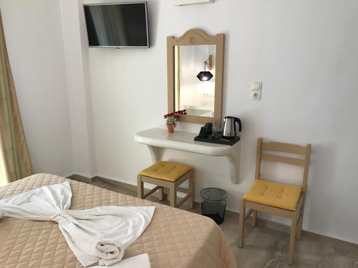 Vassiliki Rooms Páros Exterior foto