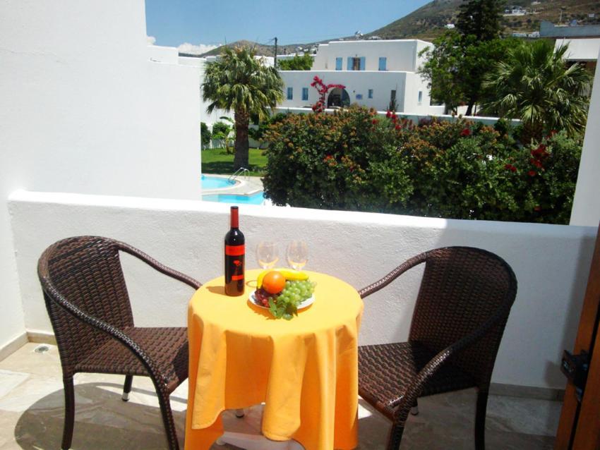 Vassiliki Rooms Páros Exterior foto