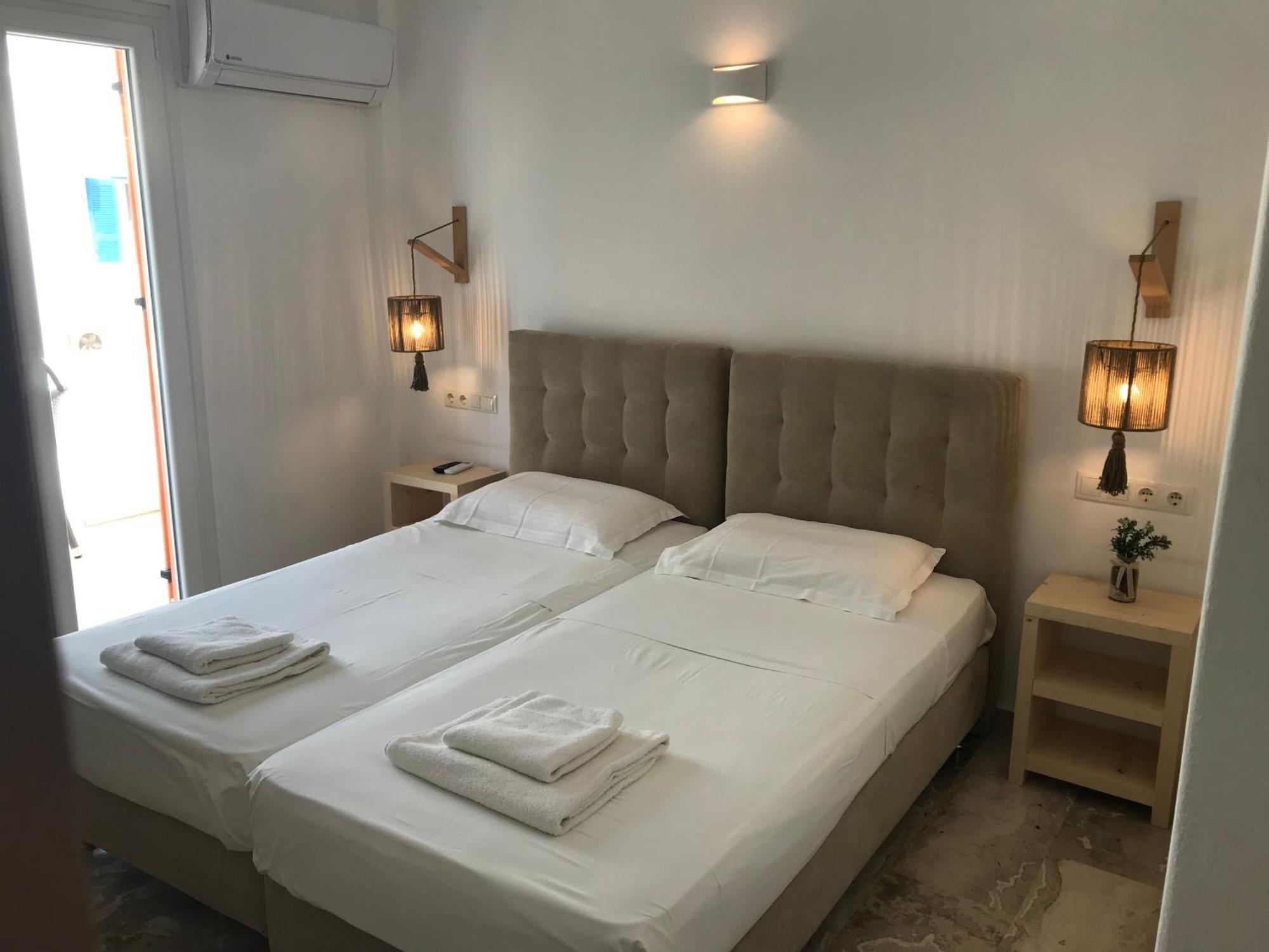 Vassiliki Rooms Páros Exterior foto