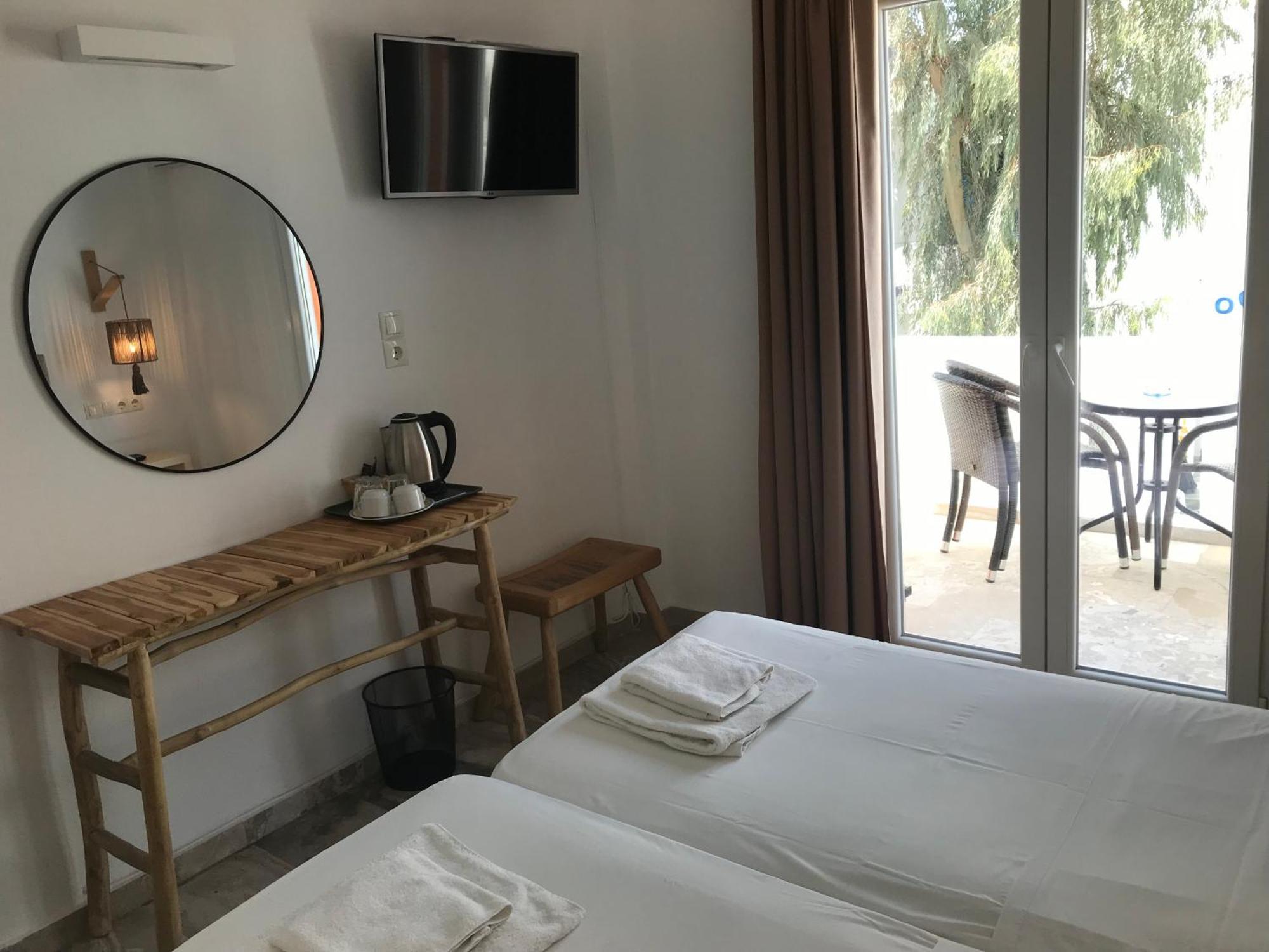 Vassiliki Rooms Páros Exterior foto