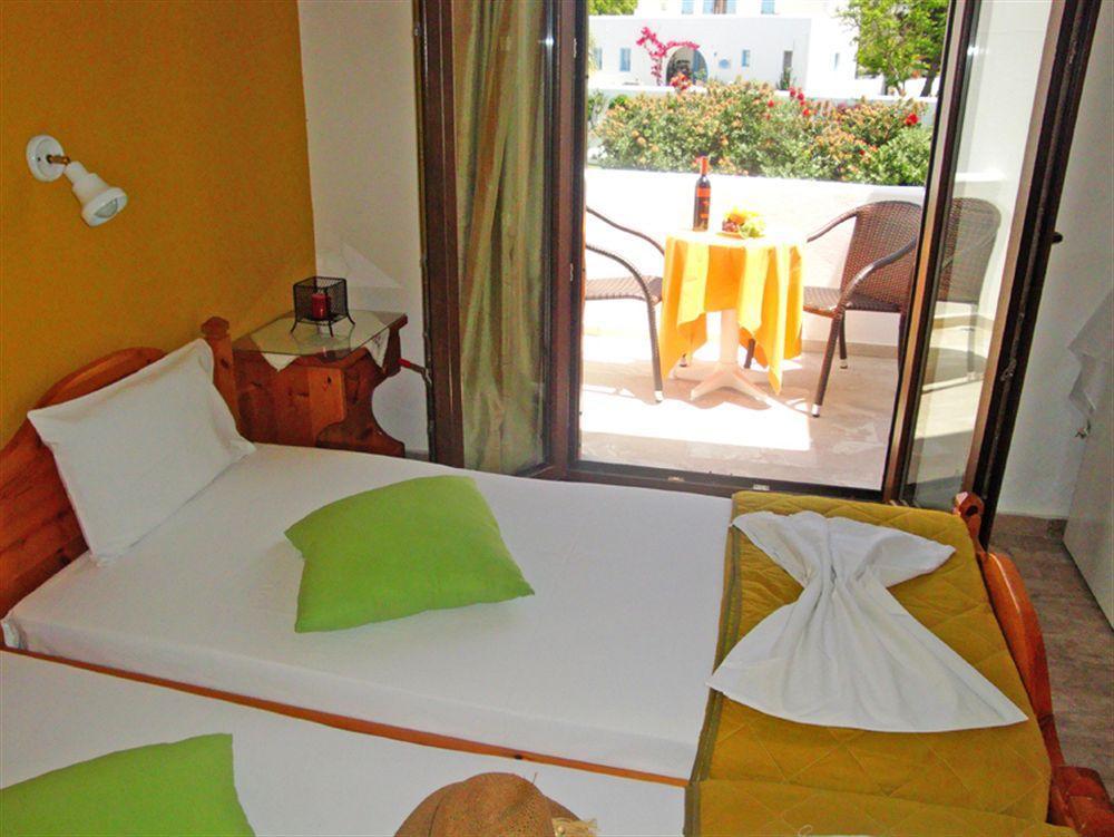 Vassiliki Rooms Páros Exterior foto